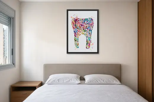 Pôster Dente ornamentado com arabescos emoldurado na parede: quarto de casal