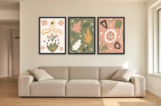 Pôster Trio folk de flores e folhas em verde-oliva emoldurado na parede: sala de estar ampla