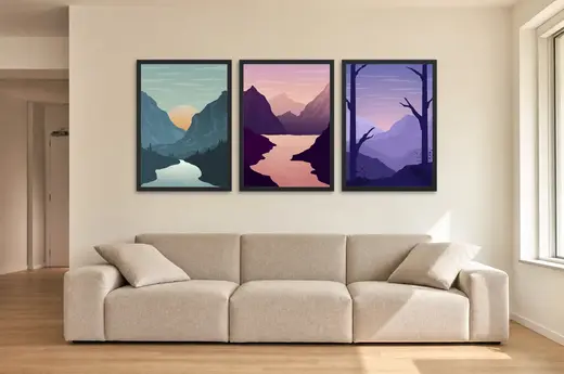 Pôster Trio de rio entre montanhas em tons de roxo emoldurado na parede: sala de estar ampla