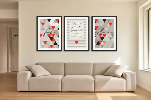 Pôster Trio bege e vermelho de fé, salmo e amor emoldurado na parede: sala de estar ampla