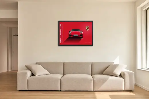 Pôster Porsche vermelho em fundo vermelho emoldurado na parede: sala de estar ampla