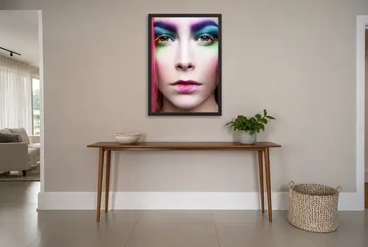 Pôster Maquiagem colorida em close emoldurado na parede: hall de entrada