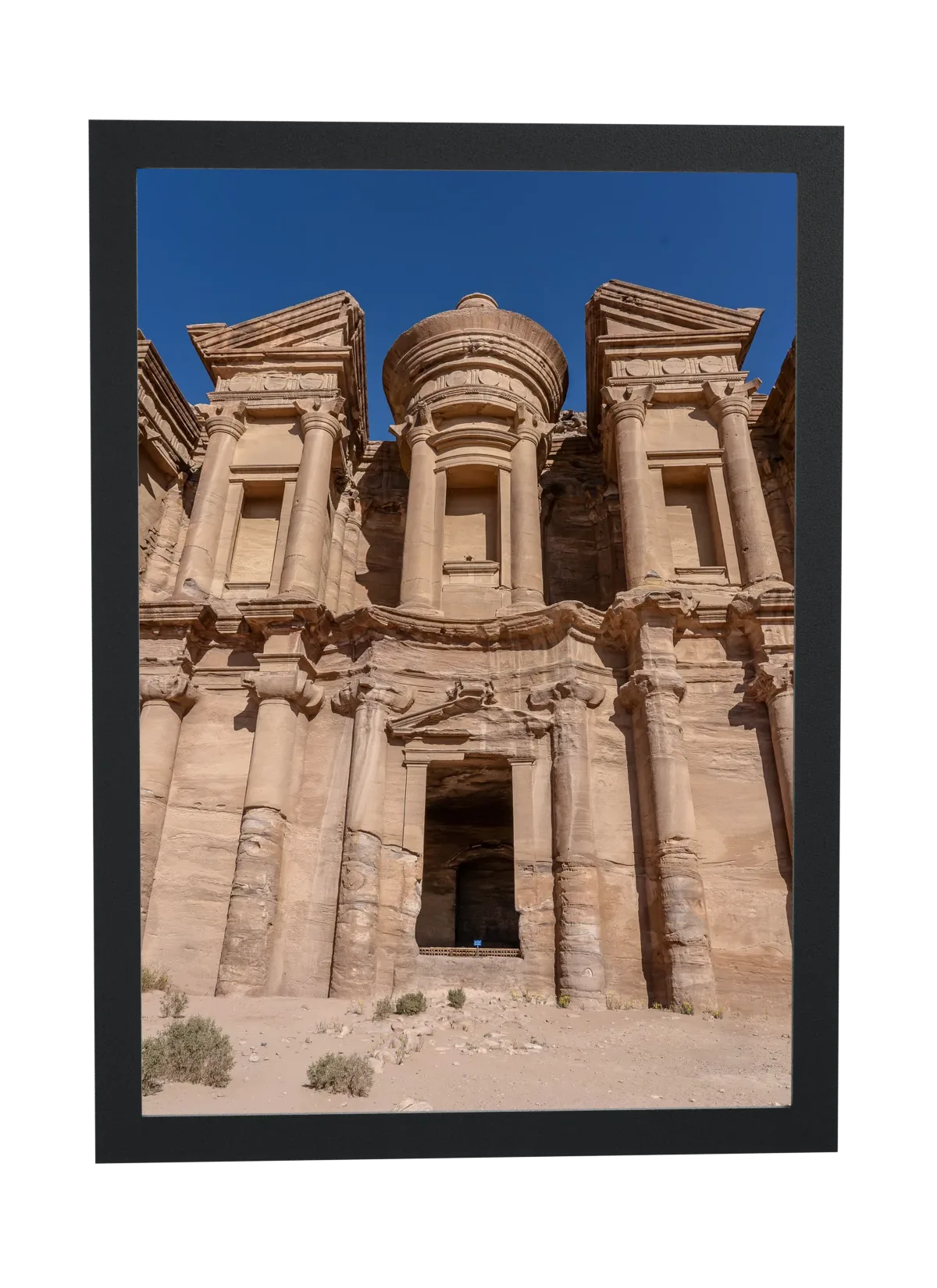 Pôster Fachada esculpida na rocha de Petra emoldurado
