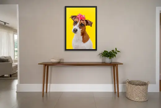 Pôster Cachorro com laço vermelho emoldurado na parede: hall de entrada