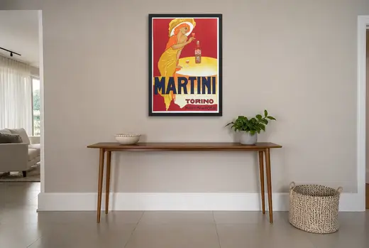 Pôster Mulher de chapéu com Martini emoldurado na parede: hall de entrada