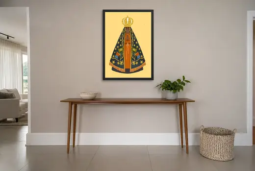 Pôster Aparecida com manto de estrelas emoldurado na parede: hall de entrada