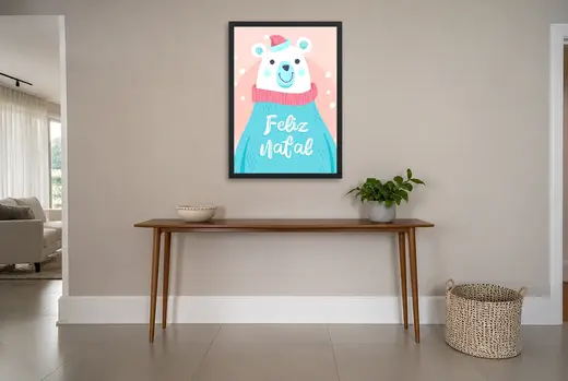 Pôster Urso-polar de suéter Feliz Natal emoldurado na parede: hall de entrada