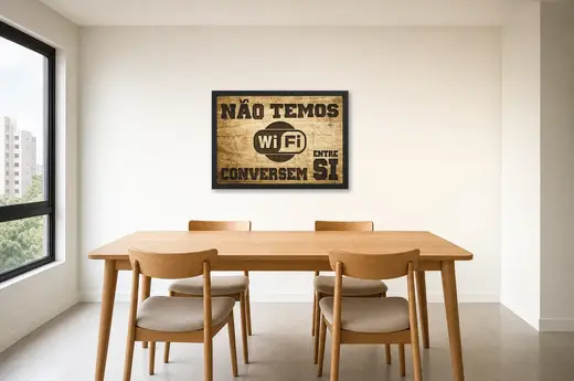 Pôster Não temos Wi-Fi conversem entre si emoldurado na parede: sala de jantar