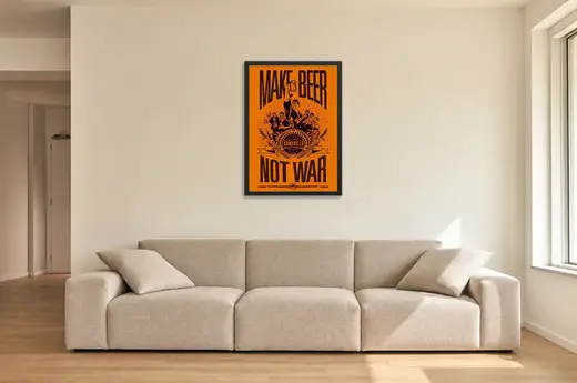 Pôster Make beer not war emoldurado na parede: sala de estar ampla