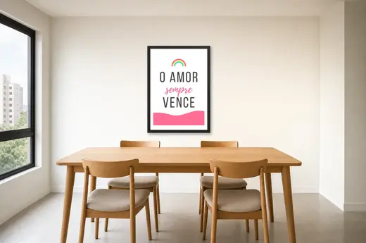 Pôster O amor sempre vence emoldurado na parede: sala de jantar