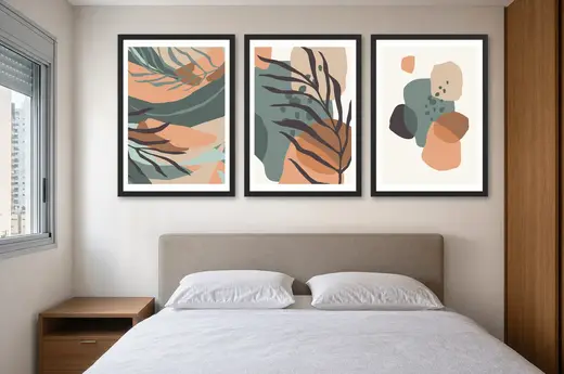 Pôster Trio boho terracota e sálvia emoldurado na parede: quarto de casal