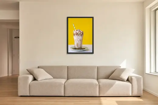 Pôster Milkshake com marshmallows e confeitos emoldurado na parede: sala de estar ampla