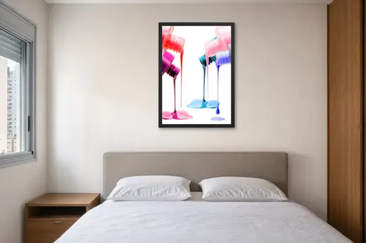 Pôster Esmaltes coloridos escorrendo emoldurado na parede: quarto de casal