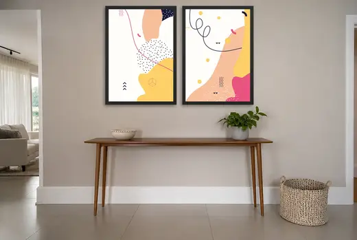 Pôster Dupla de formas orgânicas em tons pastel emoldurado na parede: hall de entrada