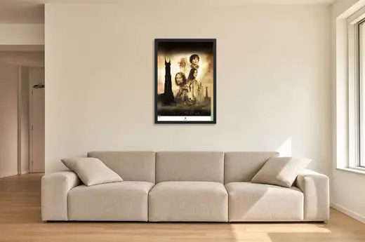 Pôster O Senhor dos Anéis As Duas Torres (2002): torre ao fundo emoldurado na parede: sala de estar ampla