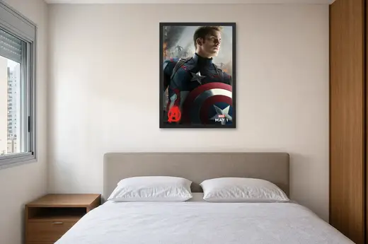 Pôster Vingadores Era de Ultron (2015): Capitão América emoldurado na parede: quarto de casal