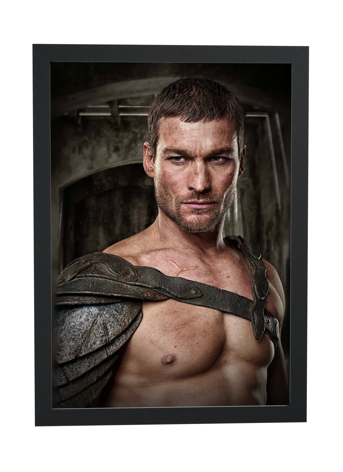 Pôster Spartacus (2010): gladiador em pé emoldurado